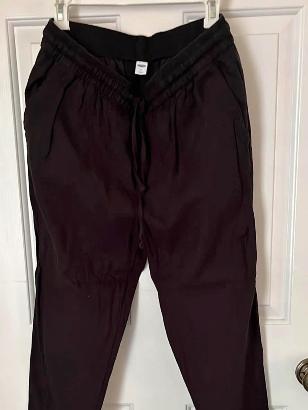 Old Navy Men's Dark Burgundy Joggers with Drawstring Waist